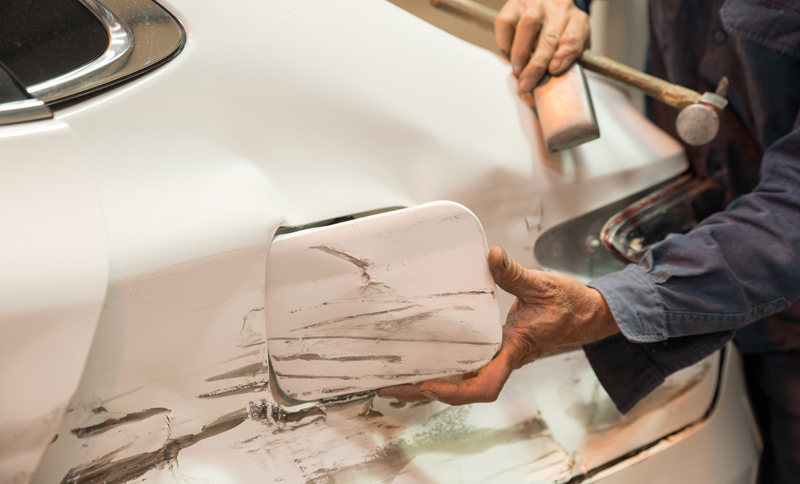 Flawless Finish – The Art of Automobile Scratch and Dent Repair