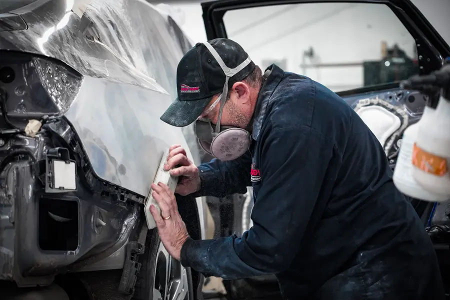 Flawless Finish – The Art of Automobile Scratch and Dent Repair
